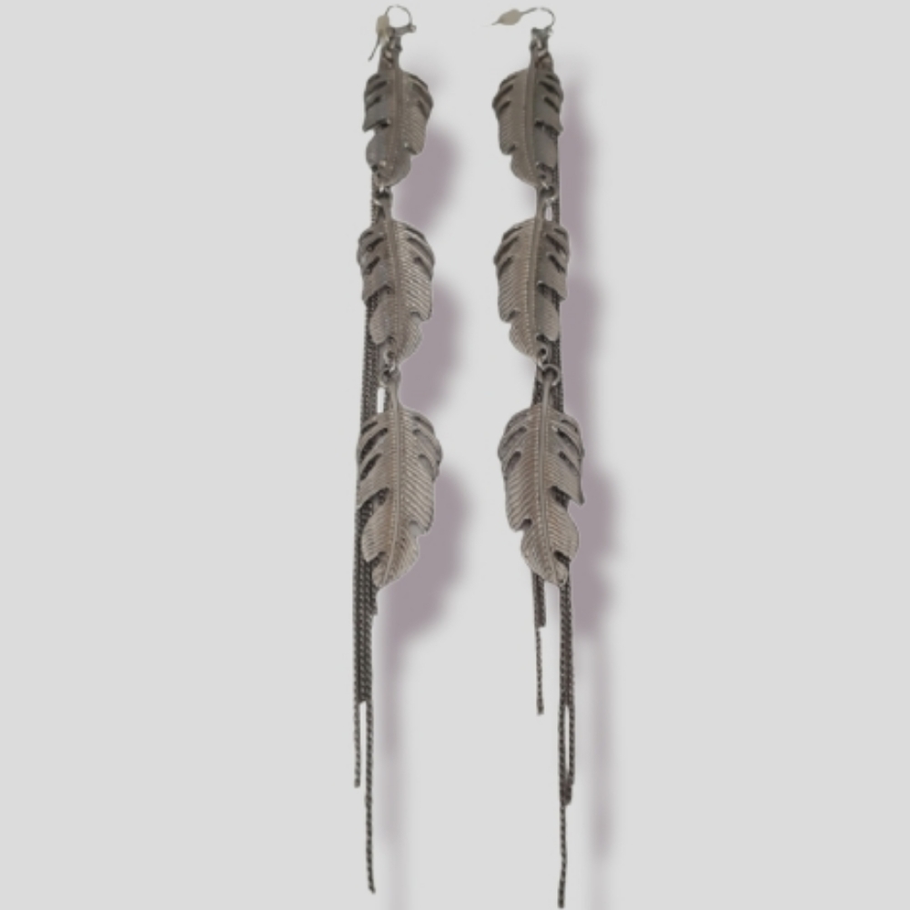 Leaf earrings